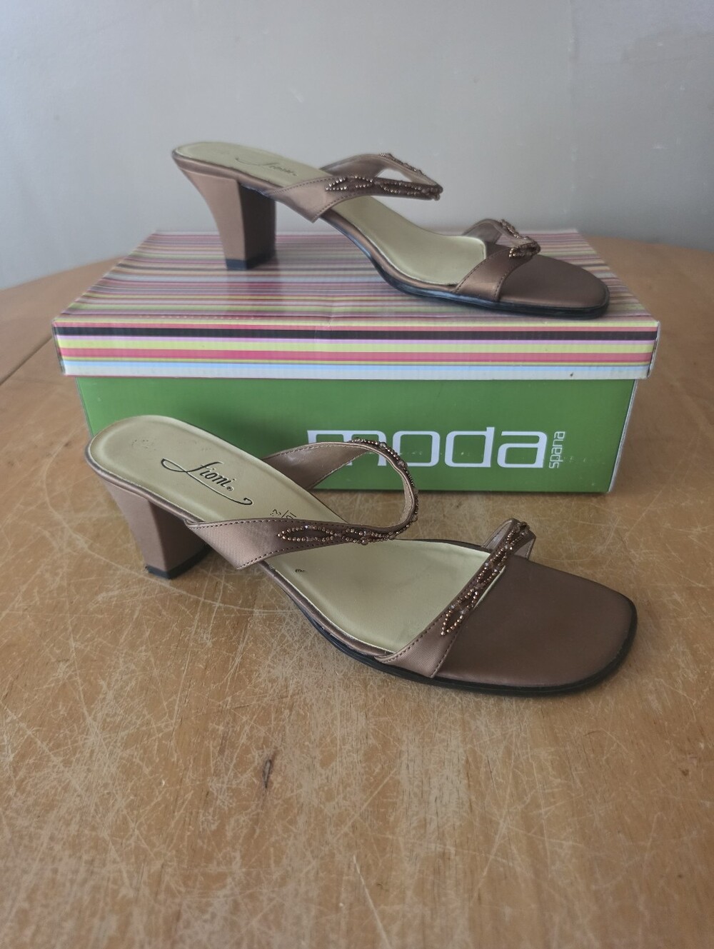 Moda Y2K Vintage Fioni Copper-Bronze Beaded Strappy Mule Dress Sandals Size 10